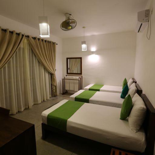 Kayjay Palms Hotell Passikudah Exteriör bild