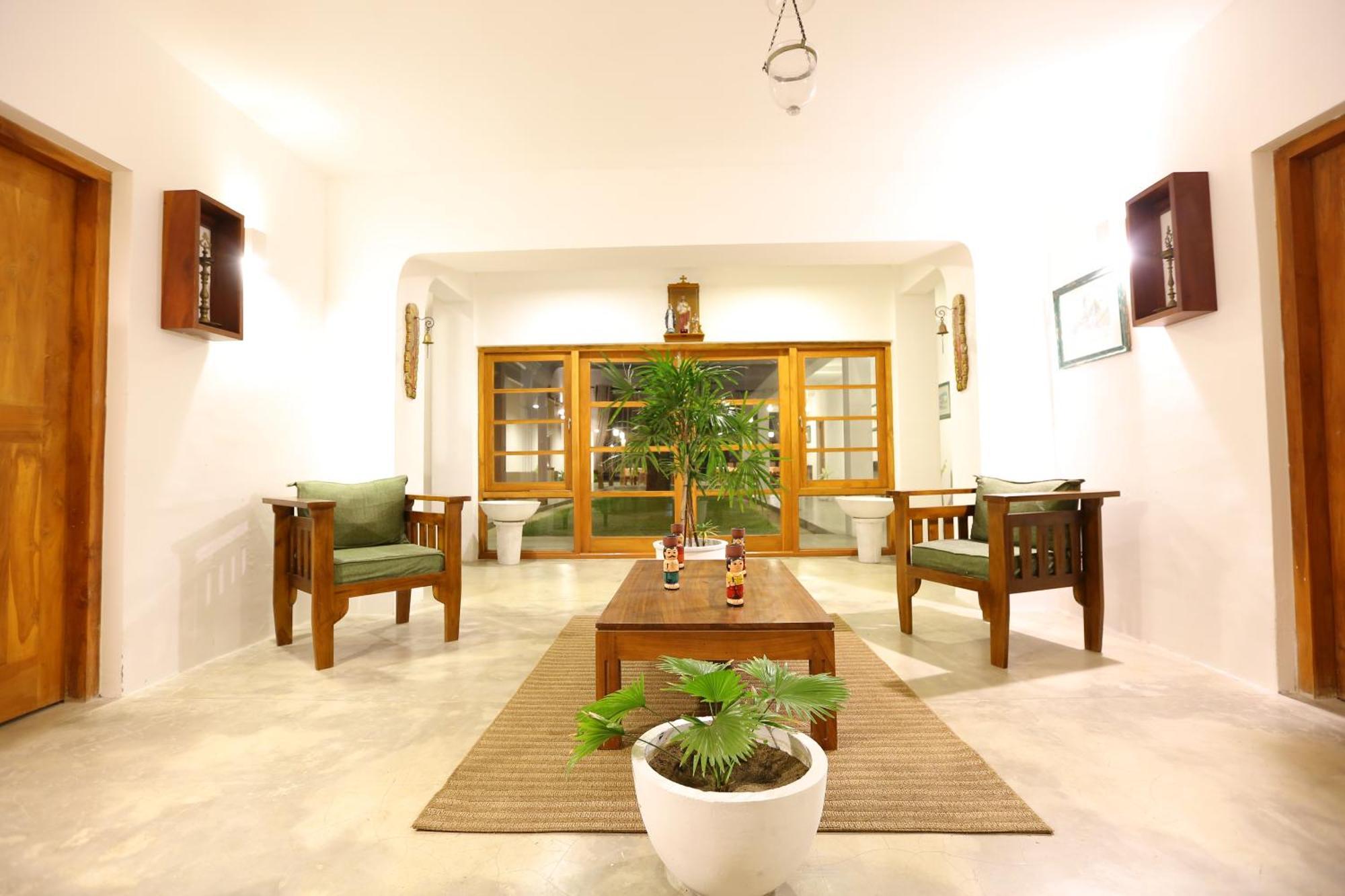 Kayjay Palms Hotell Passikudah Exteriör bild
