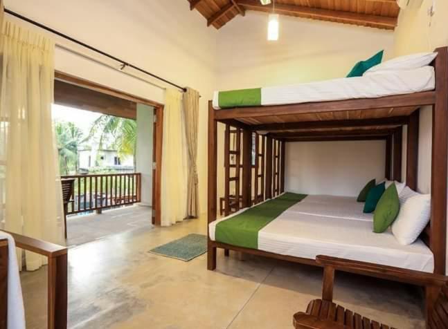 Kayjay Palms Hotell Passikudah Exteriör bild
